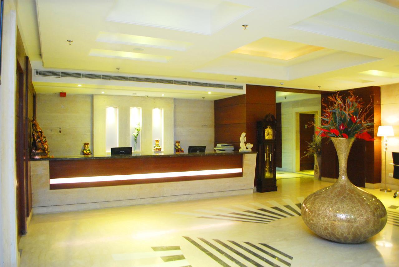 Citrus Hotel Ghaziabad Exterior foto